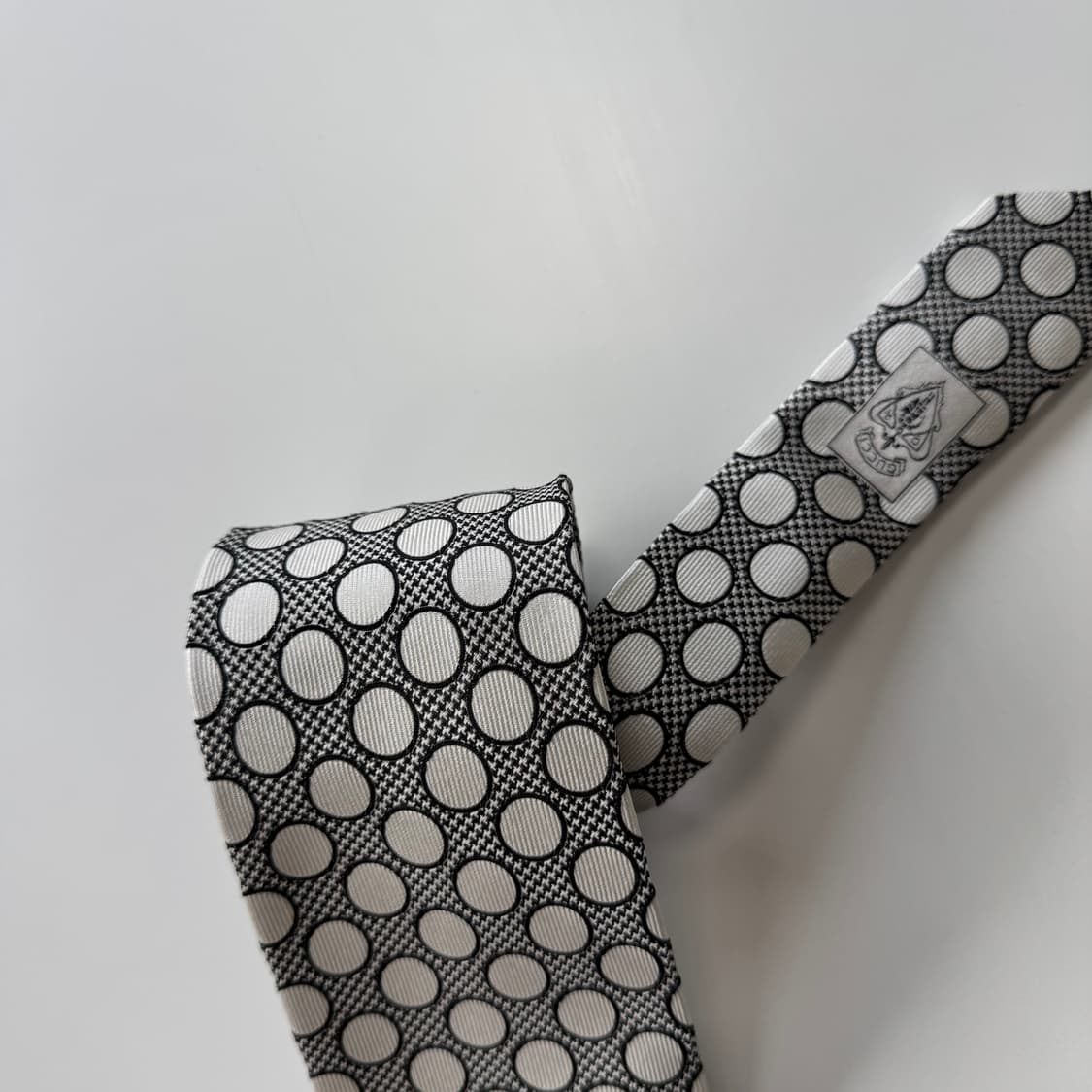 구찌(GUCCI)  명품 정품 넥타이 8.3cm 상품이미지5