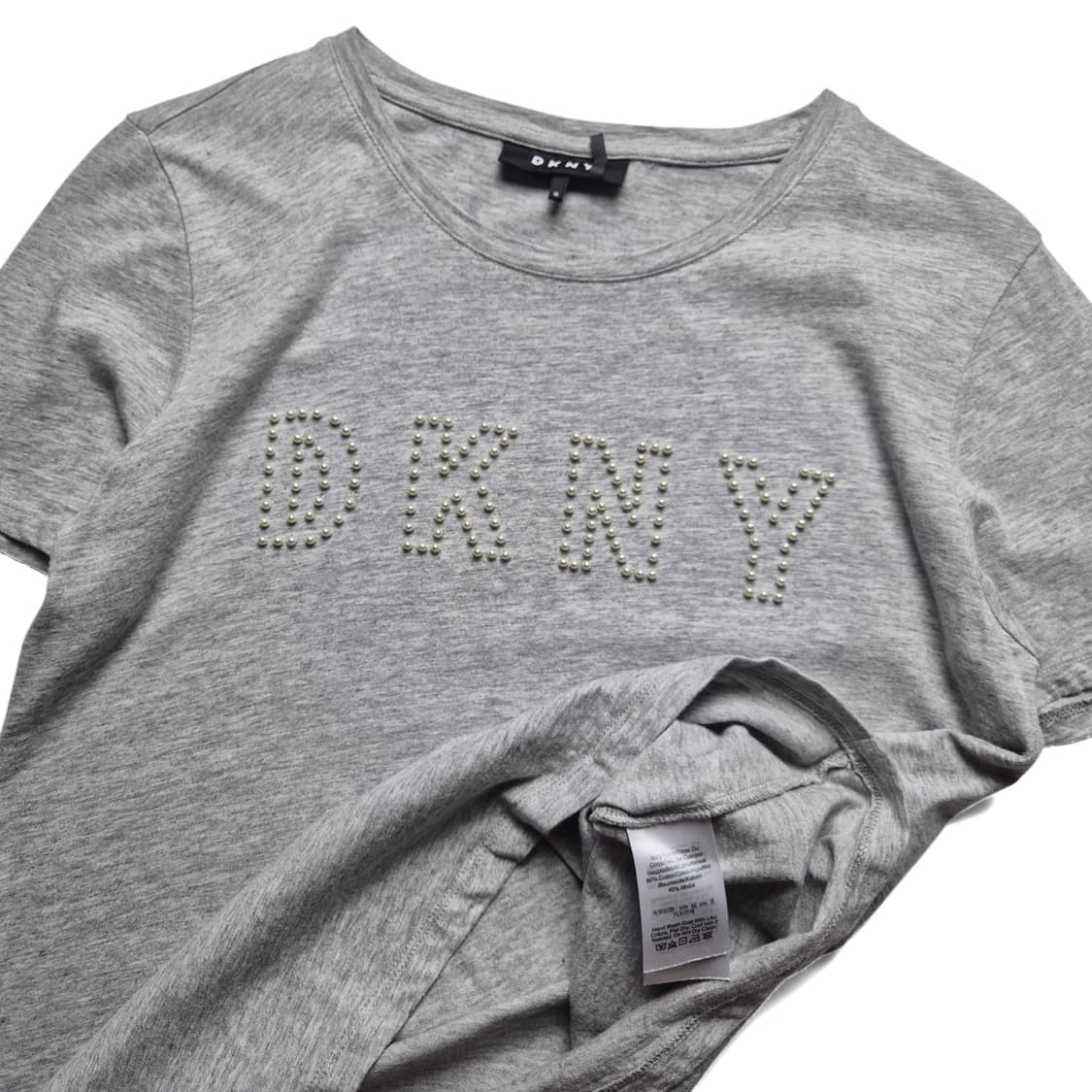 [M] DKNY 스터드 로고 티셔츠 상품이미지1