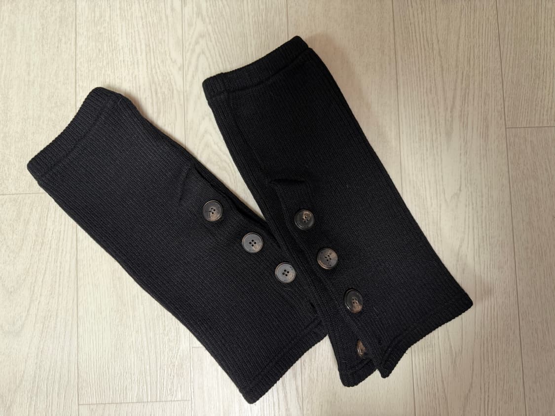 셋업이액스이 버튼레그워머 블랙 상품이미지1