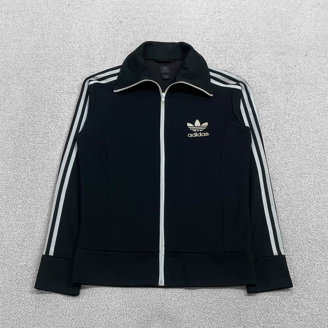 아디다스 유로파 트랙탑 져지 블랙 상품이미지1