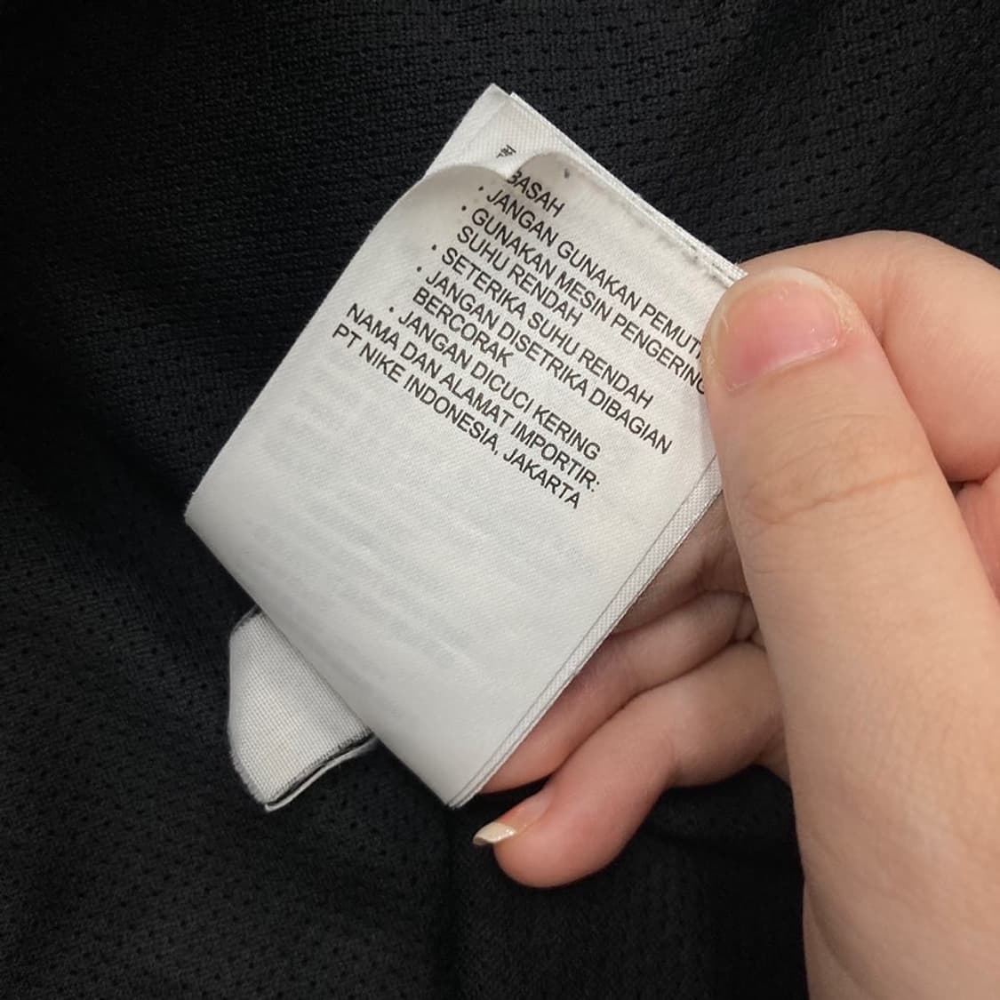 Nike 스우시 블랙 윈드자켓 상품이미지8