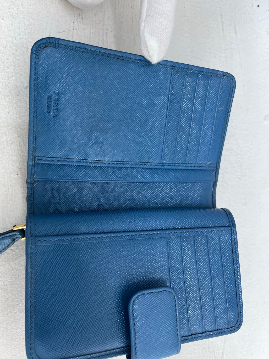 프라다 사피아노 블루 중지갑 상품이미지5