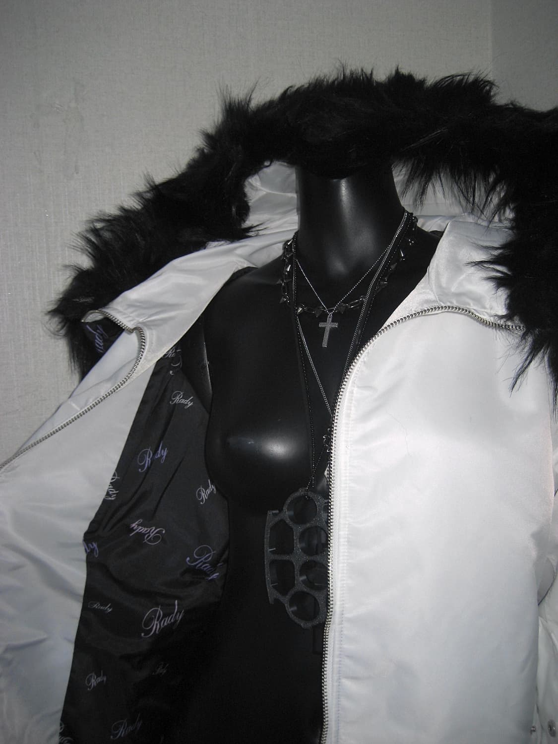 Rady 라디 갸루펑크 퍼 후드 아일렛 투지퍼 봄버 자켓 오네갸루 상품이미지8