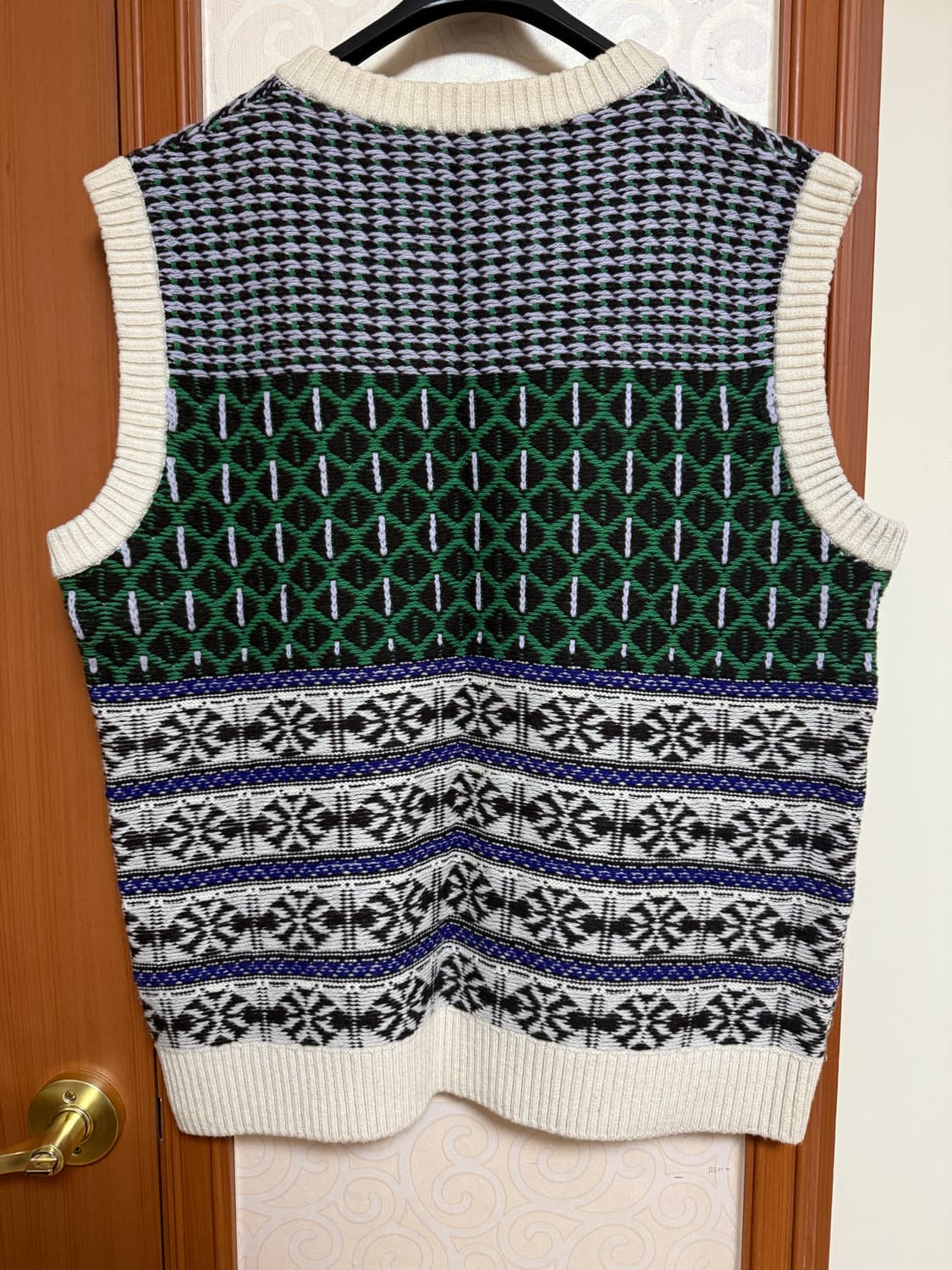 코스 자카드 니트 베스트 M 사이즈 상품이미지5