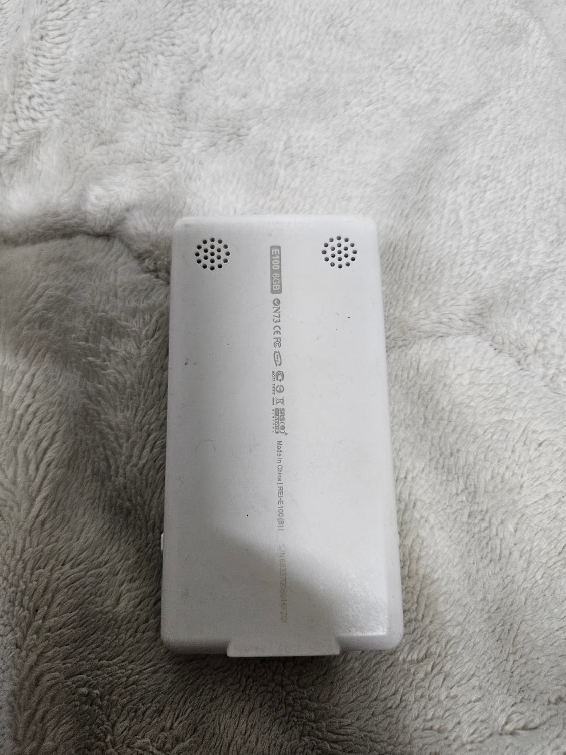 아이리버  e100 8기가 레트로 mp3 상품이미지2