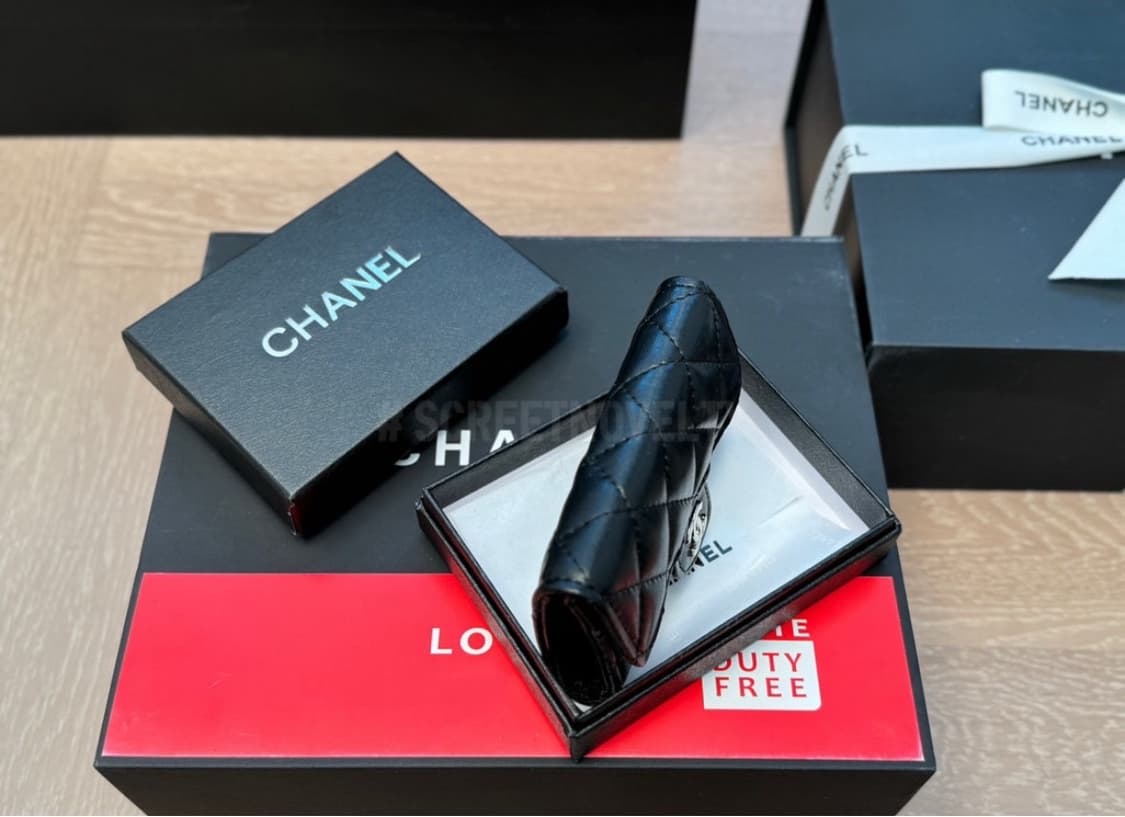  샤넬뷰티 램스킨 카드지갑 은장 블랙 풀박스 세일가 상품이미지7