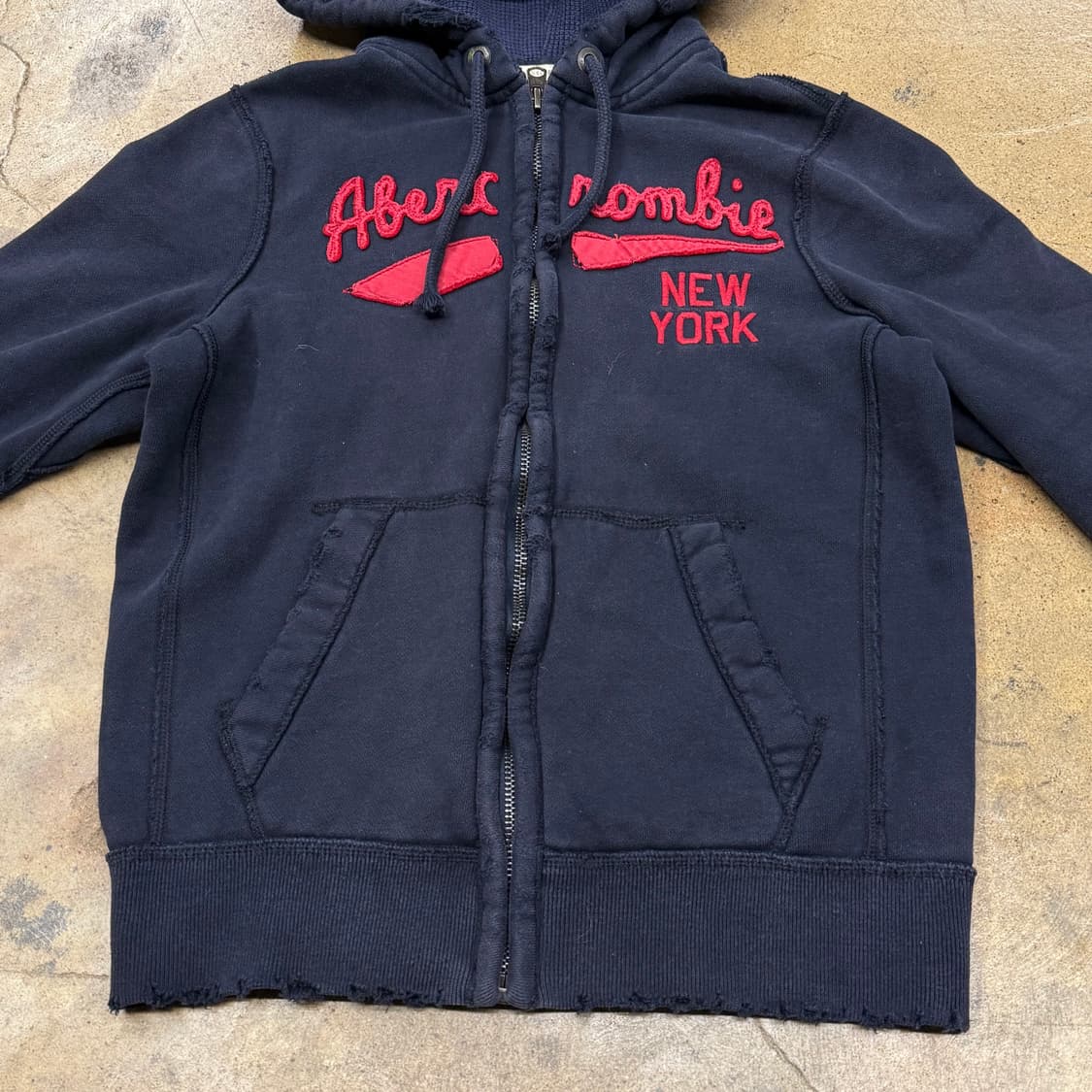 아베크롬비 네이비 레드 후드집업 상품이미지3