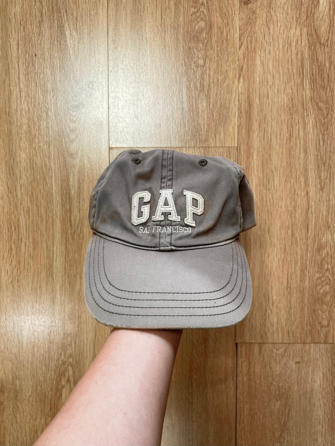 택포) 갭 gap 선페이드 빈티지 볼캡 모자 (레더 스트랩) 상품이미지1