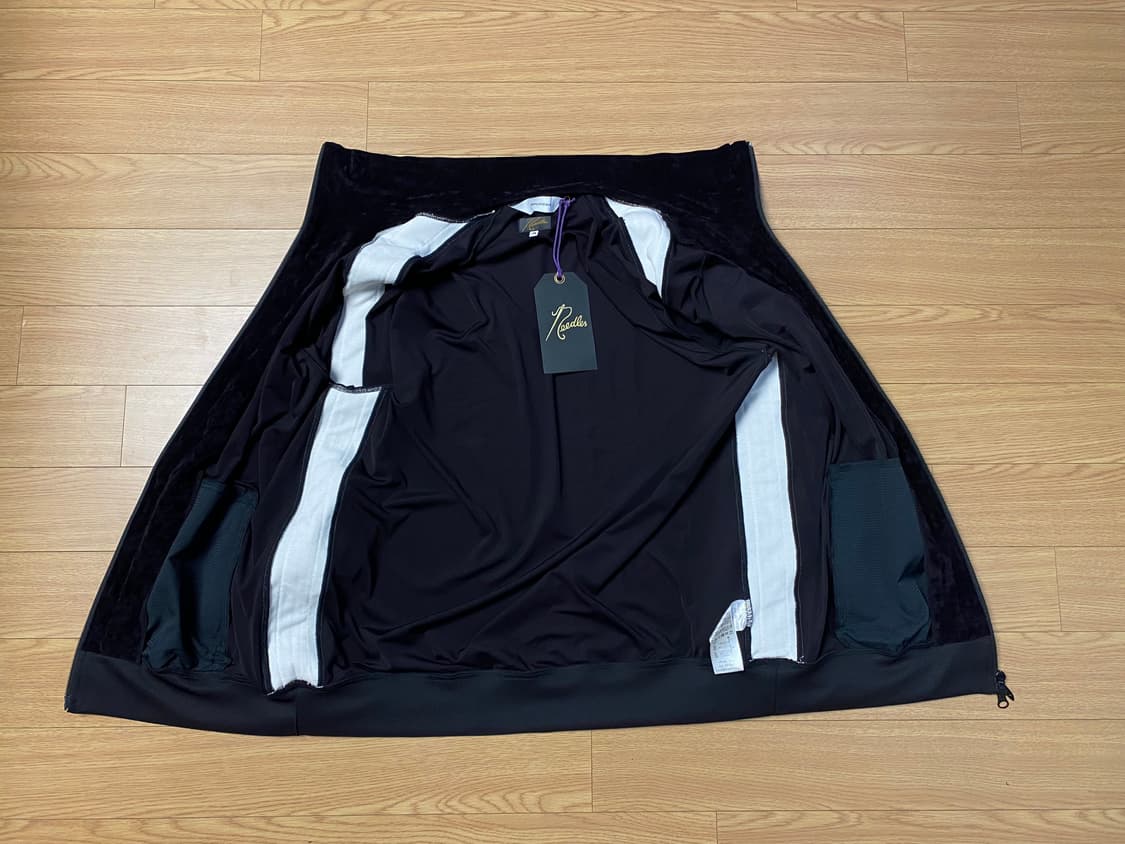 (XL) 니들스 x 사스콰치 패브릭스 벨루어 트랙탑 상품이미지3