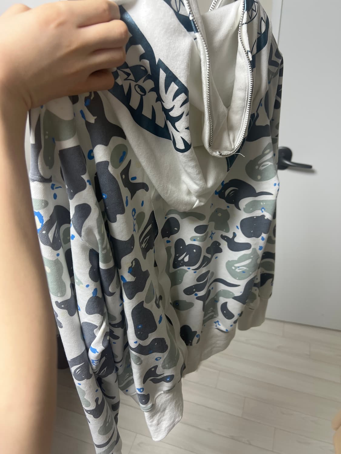 베이프 샤크 후드 카모 집업 M 상품이미지1