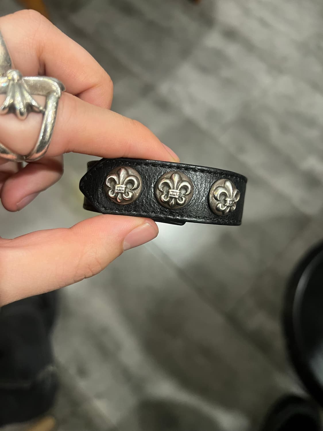 크롬하츠 플레어 레더 팔찌 상품이미지1