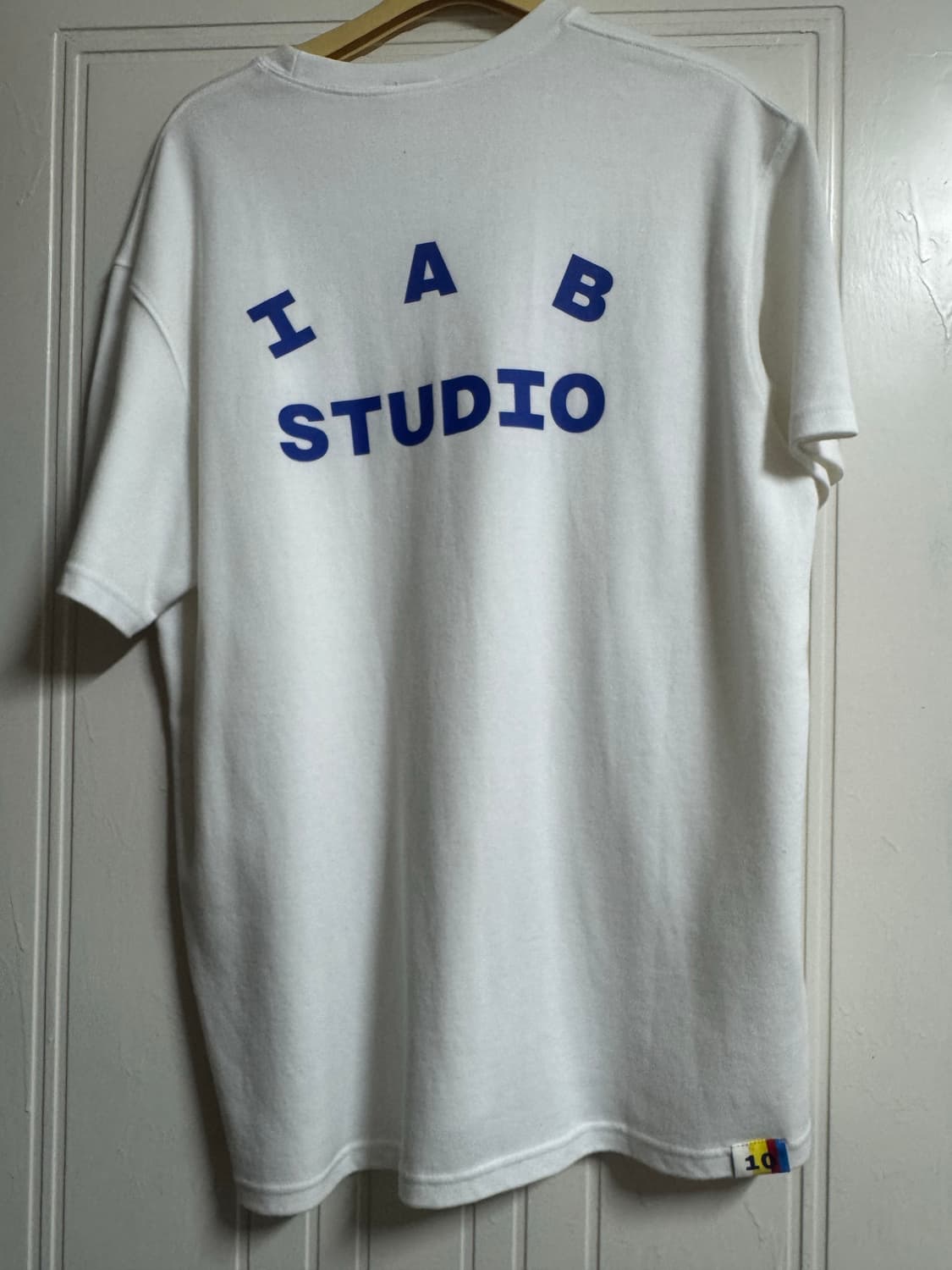 IAB STUDIO 10주년 반팔티셔츠 상품이미지4
