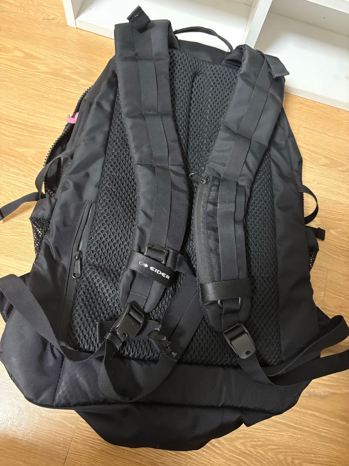 아이더 코듀라 에코 시그니처 백팩 블랙 상품이미지3