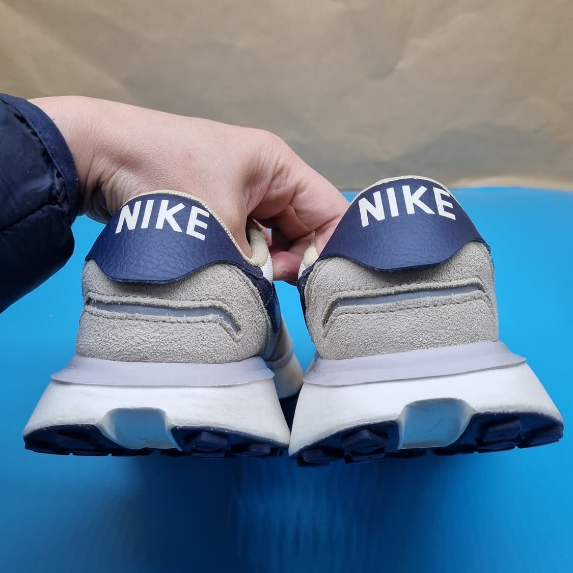 나이키 피닉스 와플 여성운동화240  상품이미지4