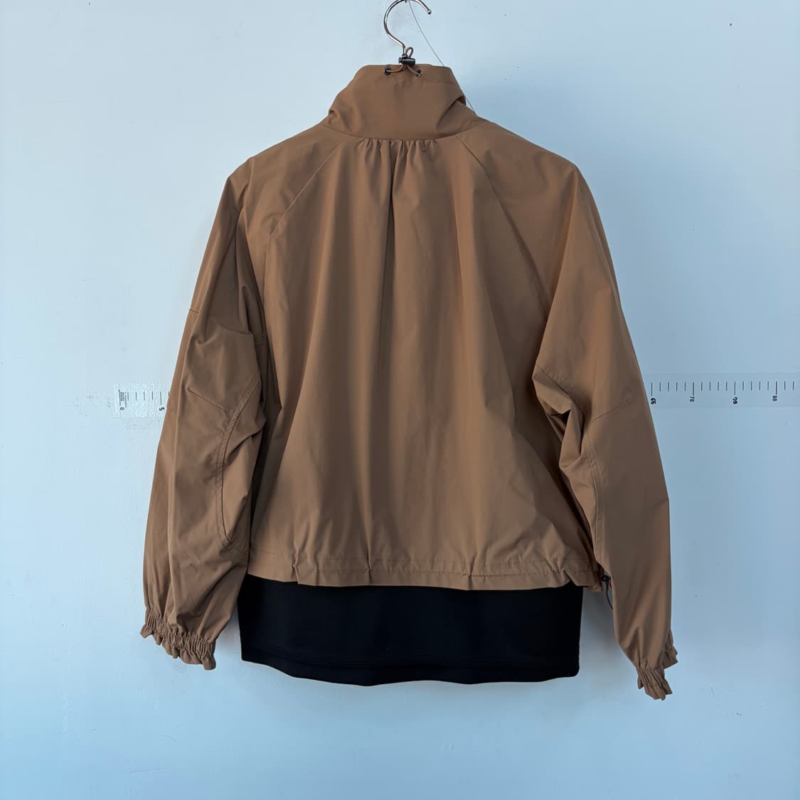 데니스 골드 브라운 바람막이 점퍼 상품이미지4