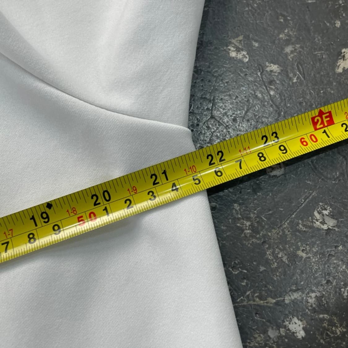 100 데상트 집업  상품이미지6