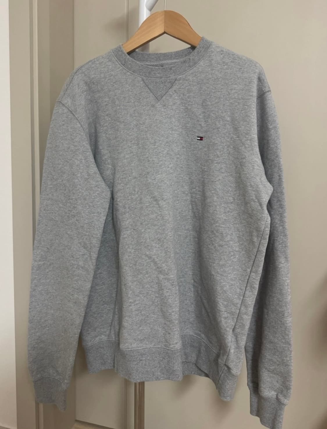 타미힐피거 그레이 맨투맨 상품이미지7