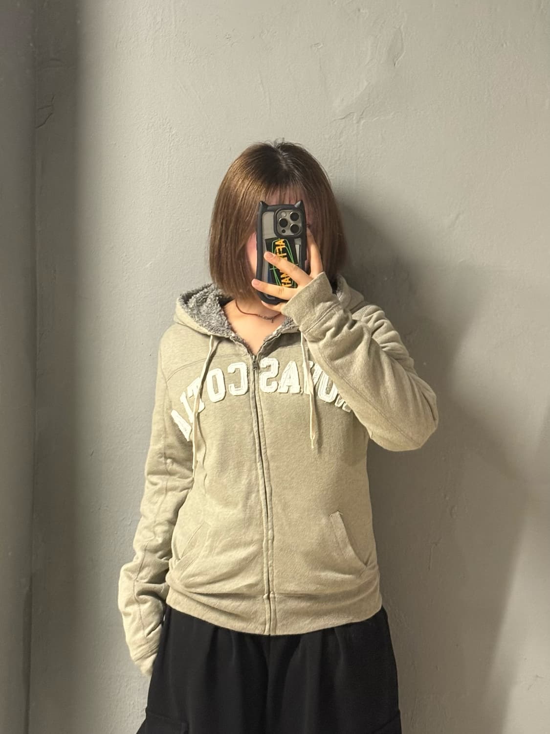 back number lettering hood zip-up 상품이미지1
