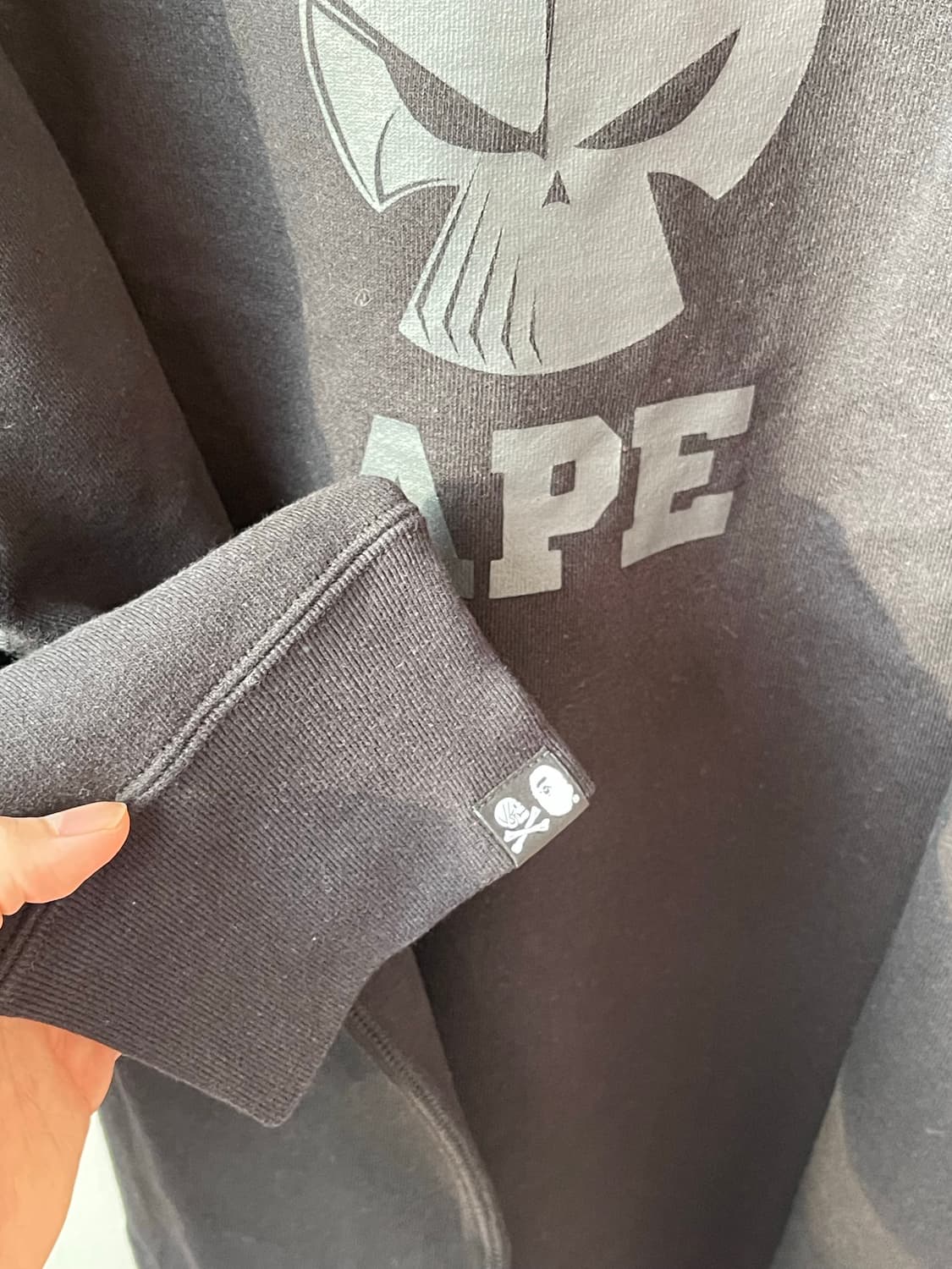 베이프 x 네이버후드 릴렉스드 핏 크루 상품이미지4