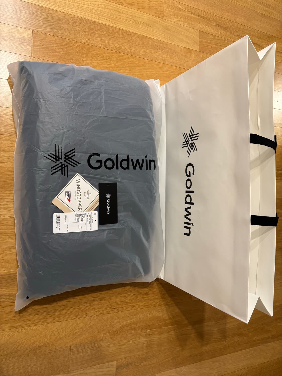 골드윈 GORE-TEX Labs Puffy Jacket 상품이미지2