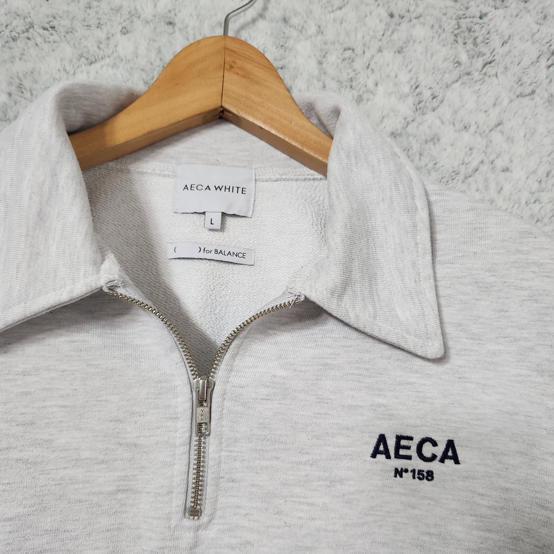 H21 [L] 에이카 화이트 Aeca White 반집업 맨투맨 상품이미지2