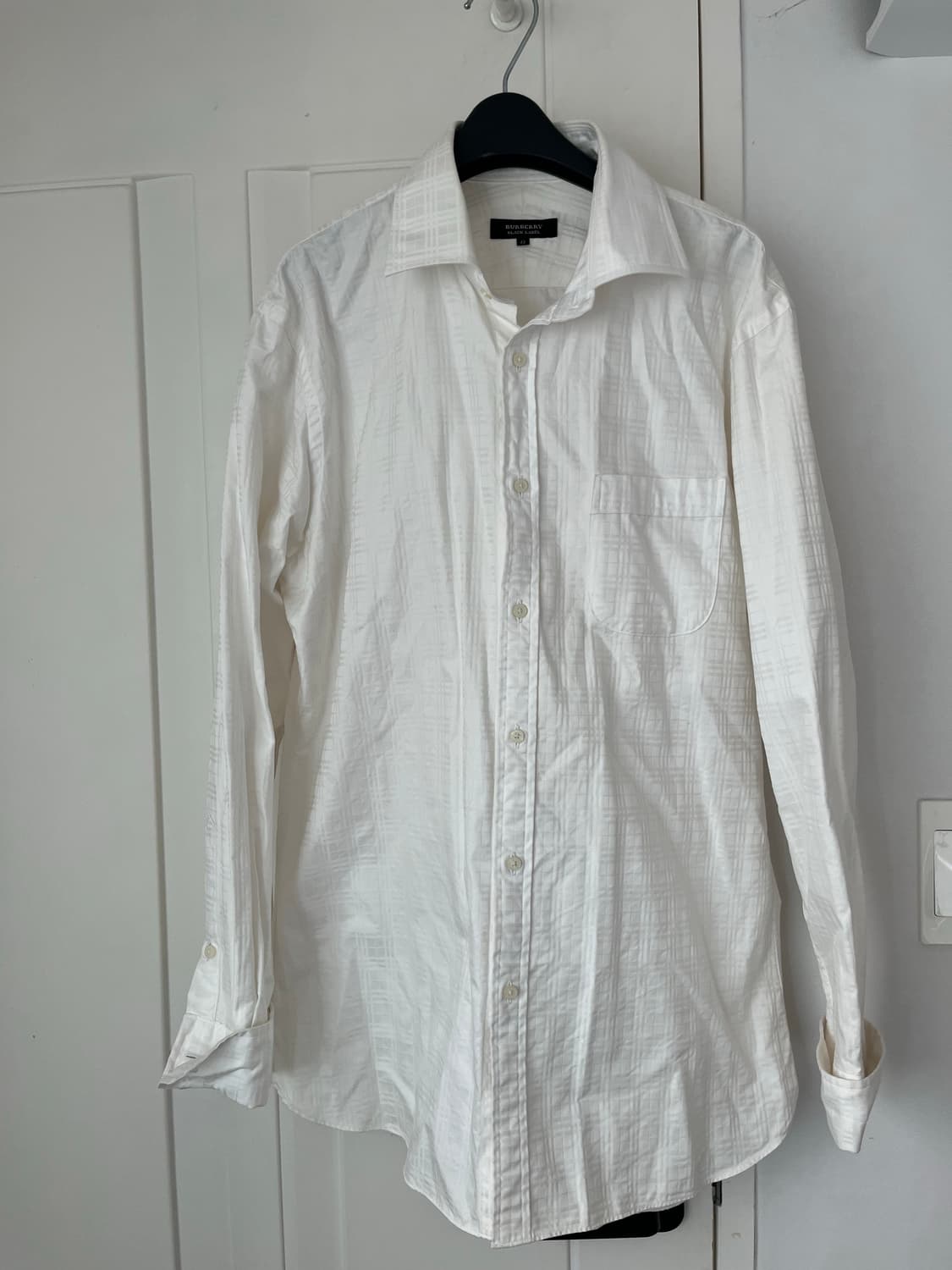 버버리 블랙라벨 셔츠 42 사이즈 상품이미지1
