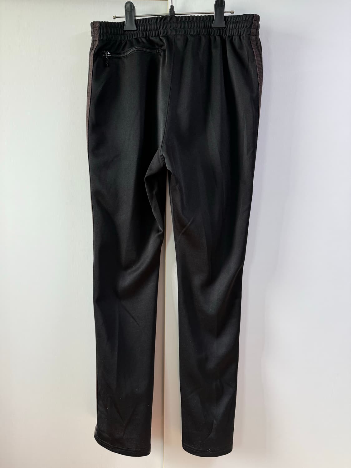 Needles Narrow Track Pants Black 상품이미지3