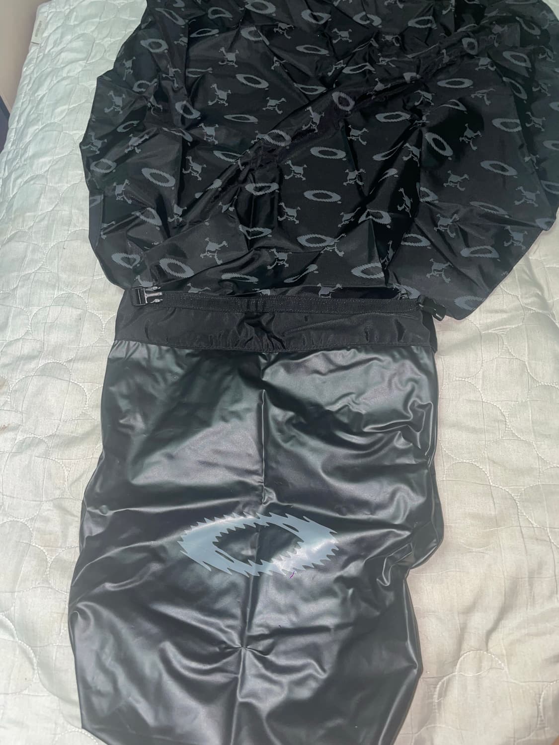 희귀 오클리 가방 해골 레인커버 포비 상품이미지2