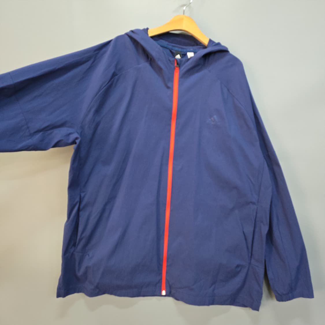 아디다스(adidas) 네이비 경량 후드 바람막이 상품이미지2
