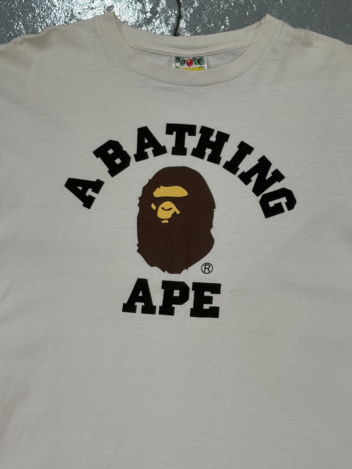 베이프(bape) 화이트 반팔 티셔츠 싱글 스티치 상품이미지2