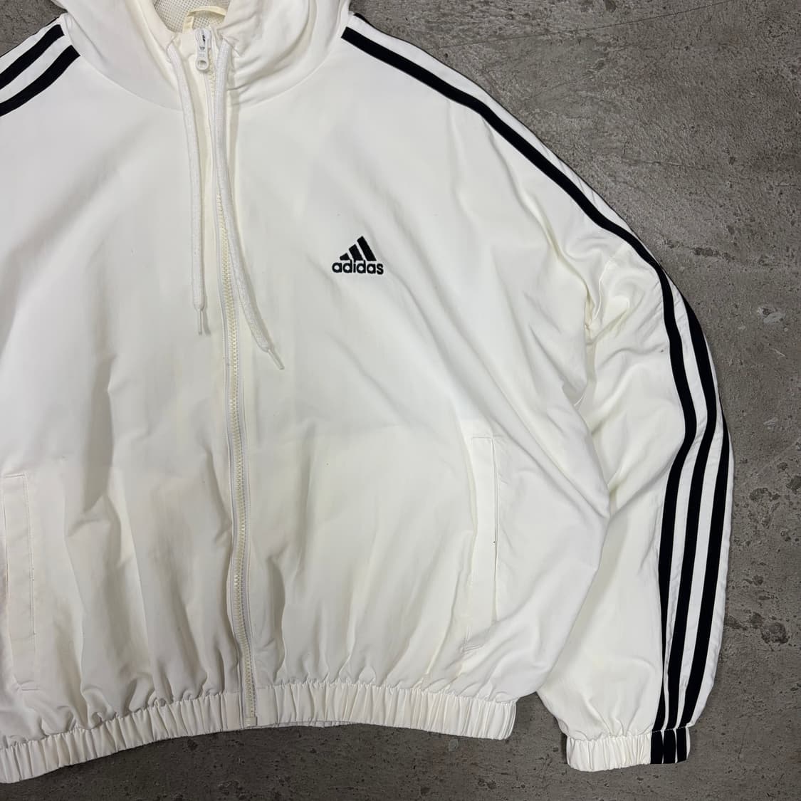 아디다스 화이트 바람막이[2404] 상품이미지3