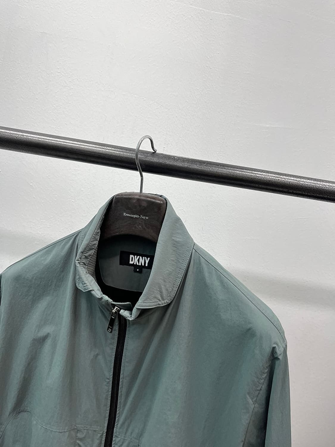 100) DKNY 나일론 블루종  상품이미지3