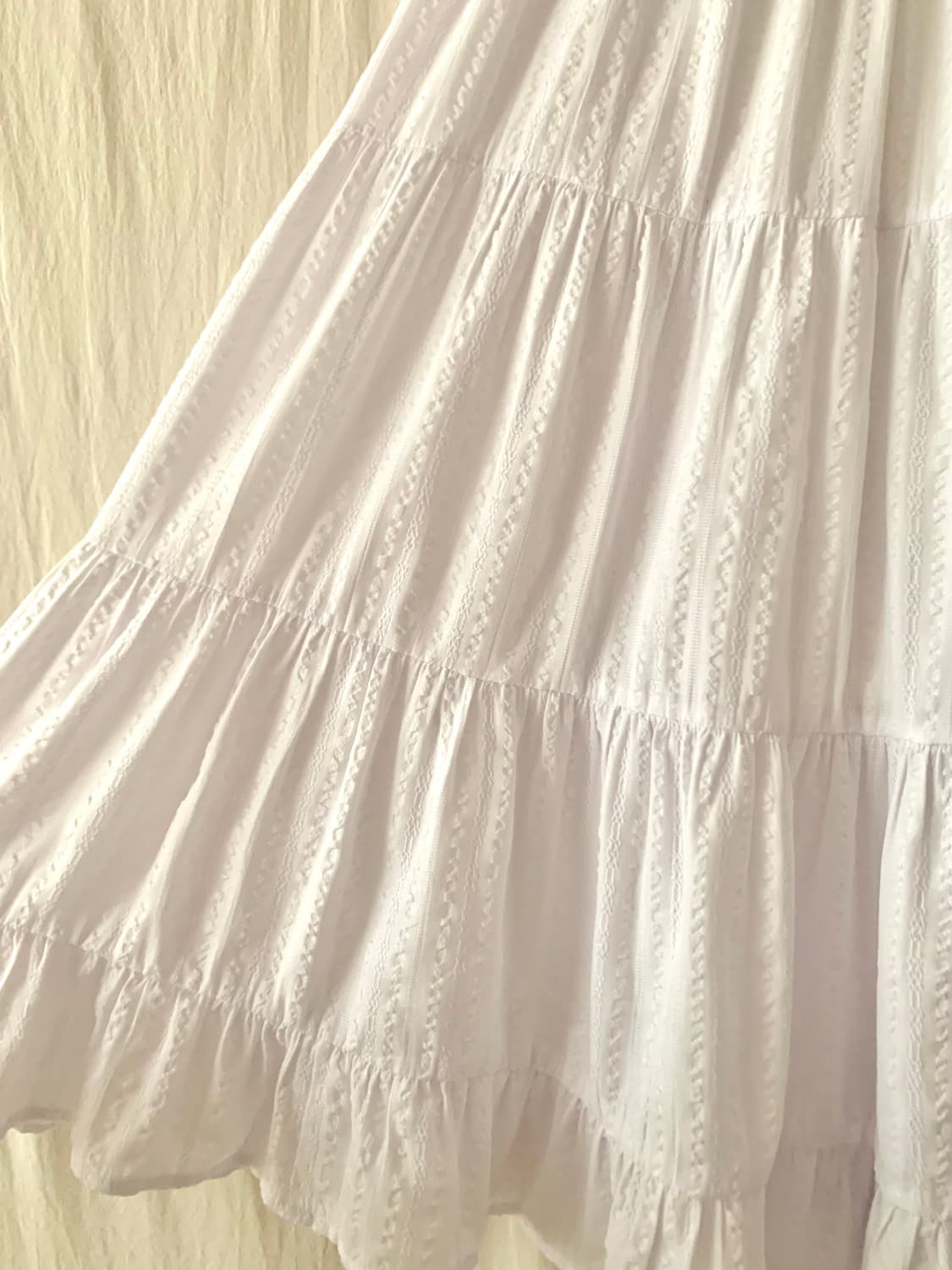 빈티지 화이트 엠보 자수 롱스커트 상품이미지2
