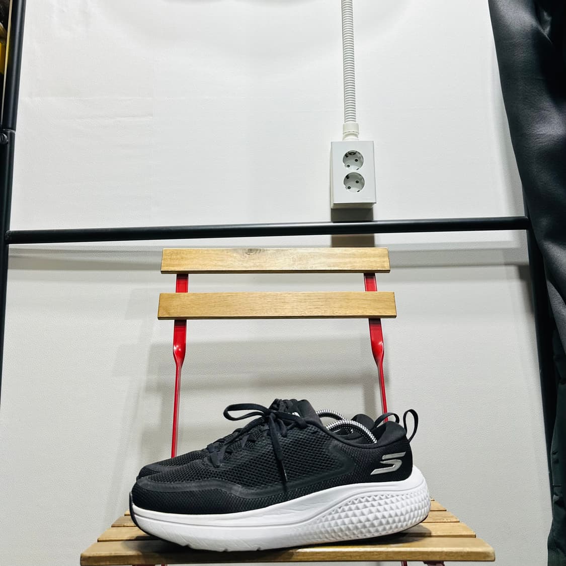 275) 스케쳐스 운동화 남성 남자 신발 고런 슈퍼소닉 맥스 상품이미지3