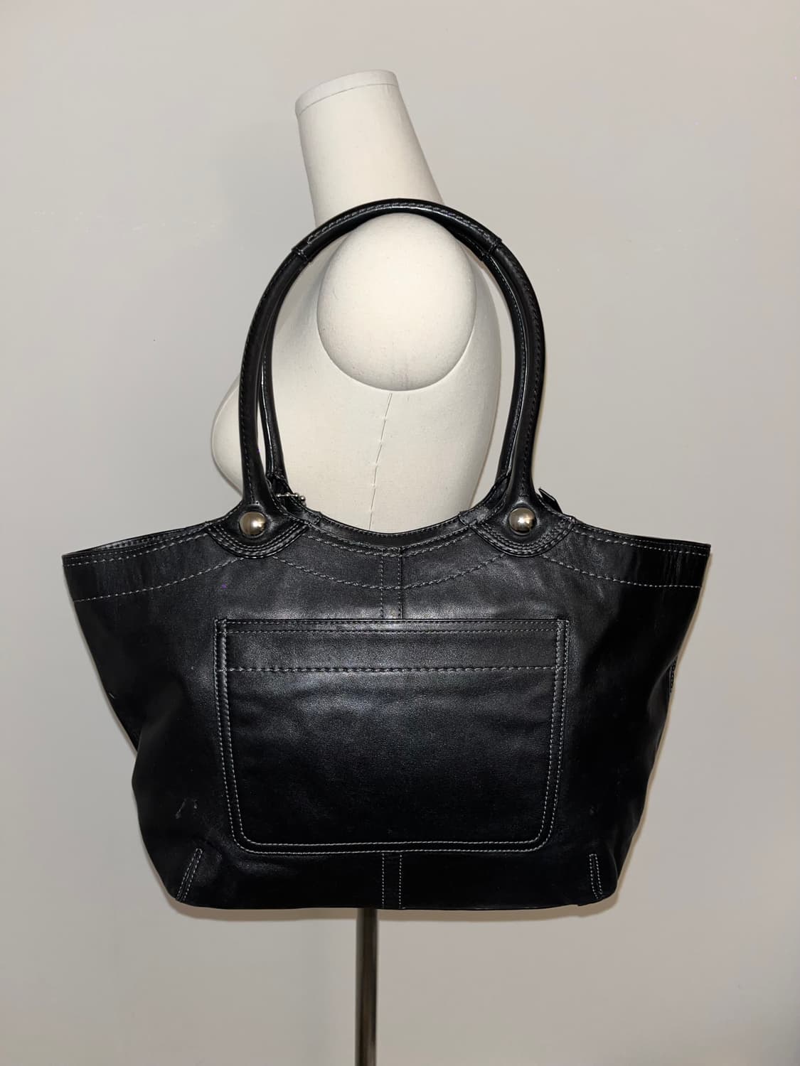  📦2000ss Coach allblack shoulder bag 상품이미지6