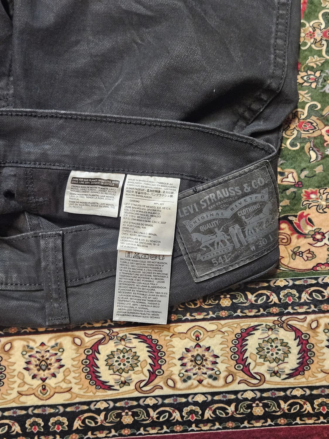 Levi’s 541 Denim Shorts (Black) 상품이미지4