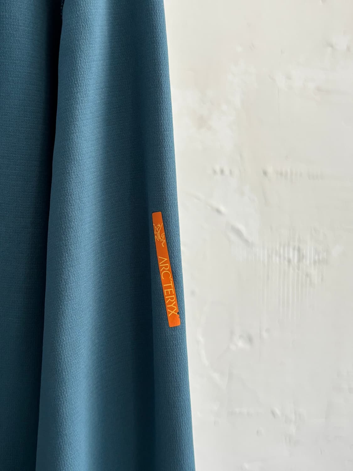 ARC’TERYX 아크테릭스 세레느 블루 하프 집업 상품이미지2
