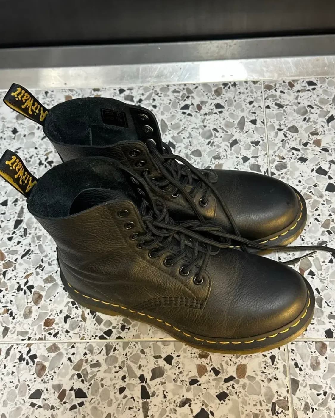 [급처/오늘만 이 가격] 닥터마틴 1460 파스칼 워커 240(uk5) 상품이미지2