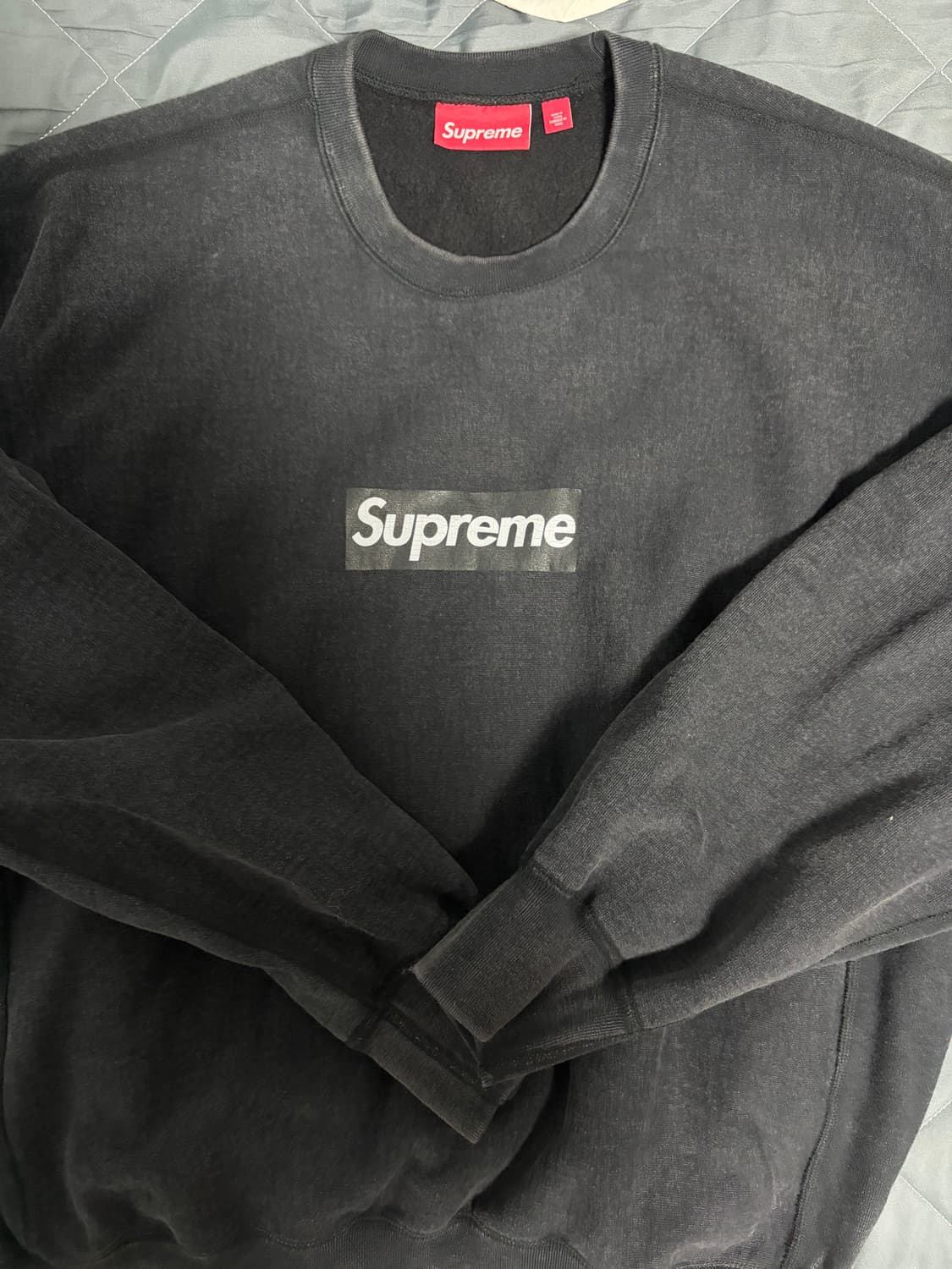 [L] 슈프림 25SS 워시드 박스로고 크루넥 블랙 상품이미지1