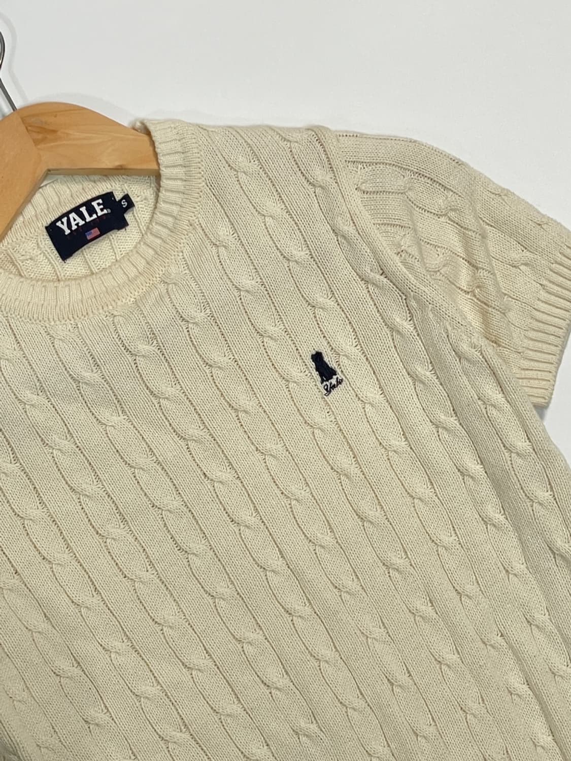 예일 꽈배기 반팔 니트
 상품이미지4