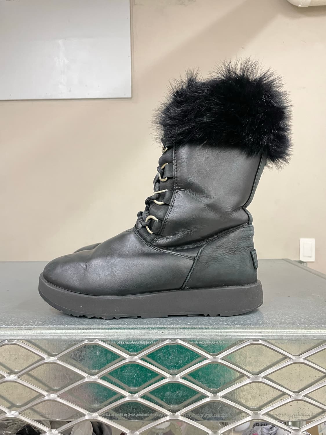 어그 Aya 워터프루프 레더 부츠 240 상품이미지1