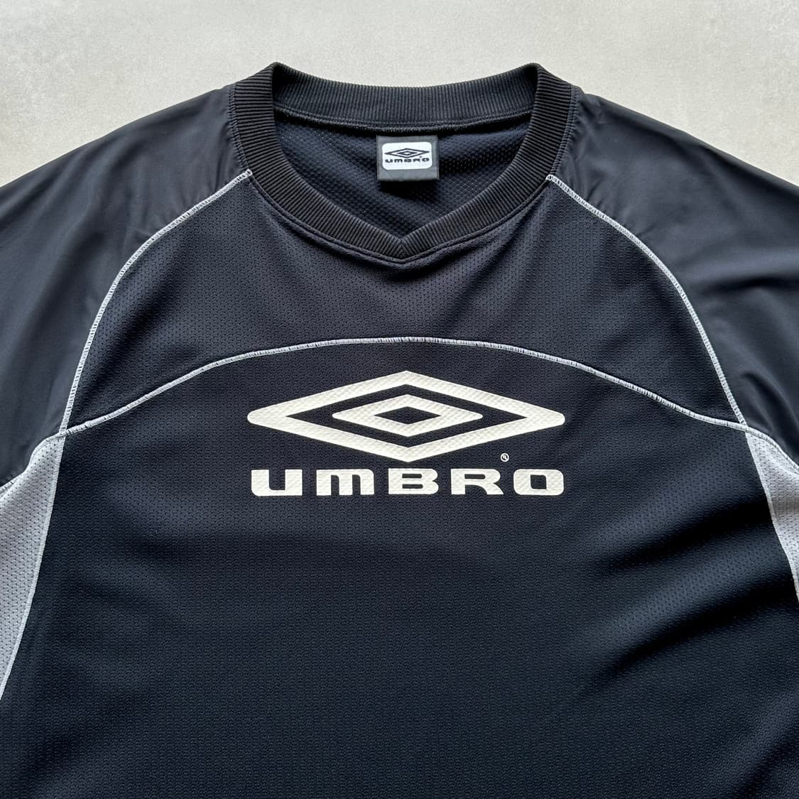 [L-XL]엄브로 메쉬 반팔 티셔츠 상품이미지2