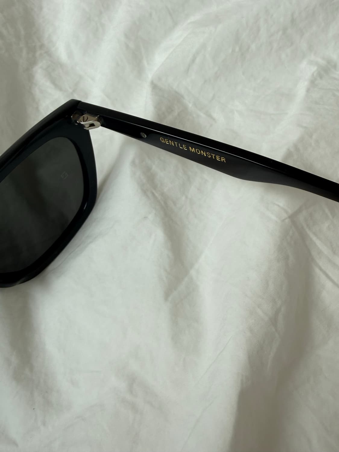 젠틀몬스터 LOTI 상품이미지5