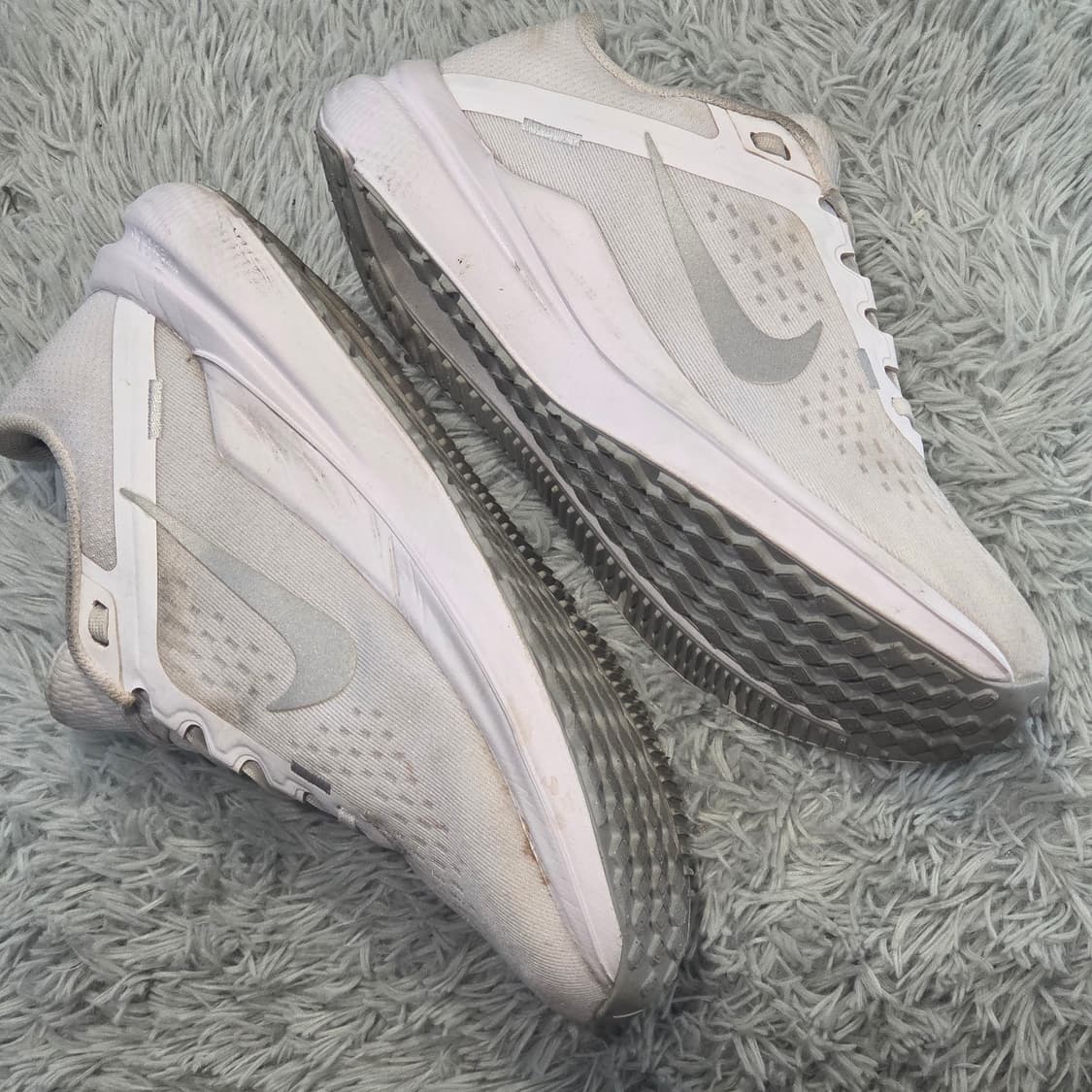 7a-9:나이키 윈플로우 10 화이트 240 mm 상품이미지7