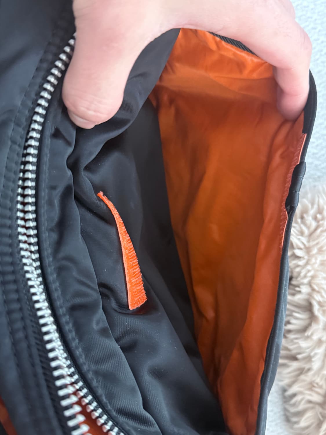 포터 탱커 숄더백 라지 블랙 상품이미지4