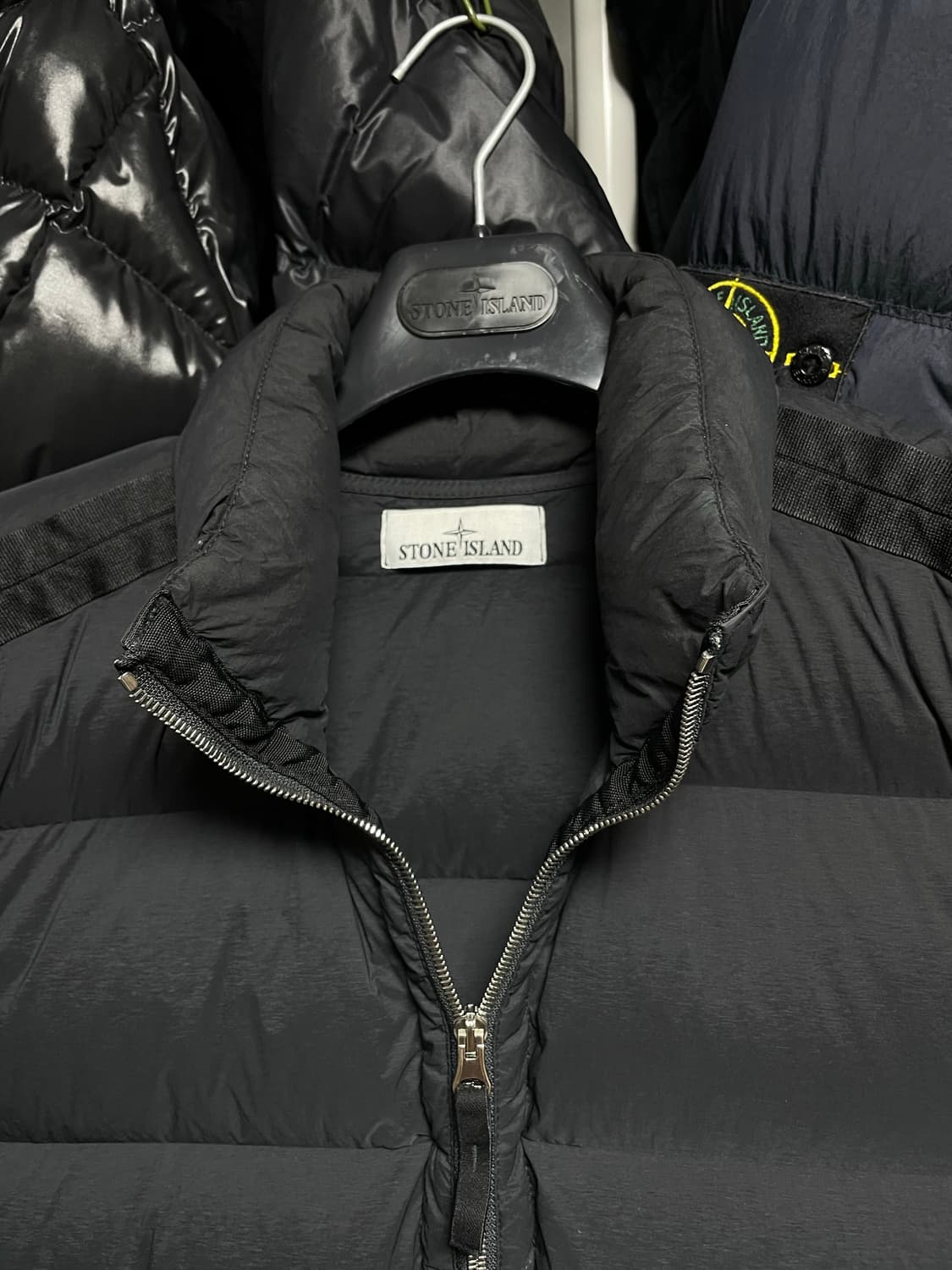 [M사이즈] 24FW 스톤아일랜드 심리스 나일론 다운 패딩 자켓 상품이미지5