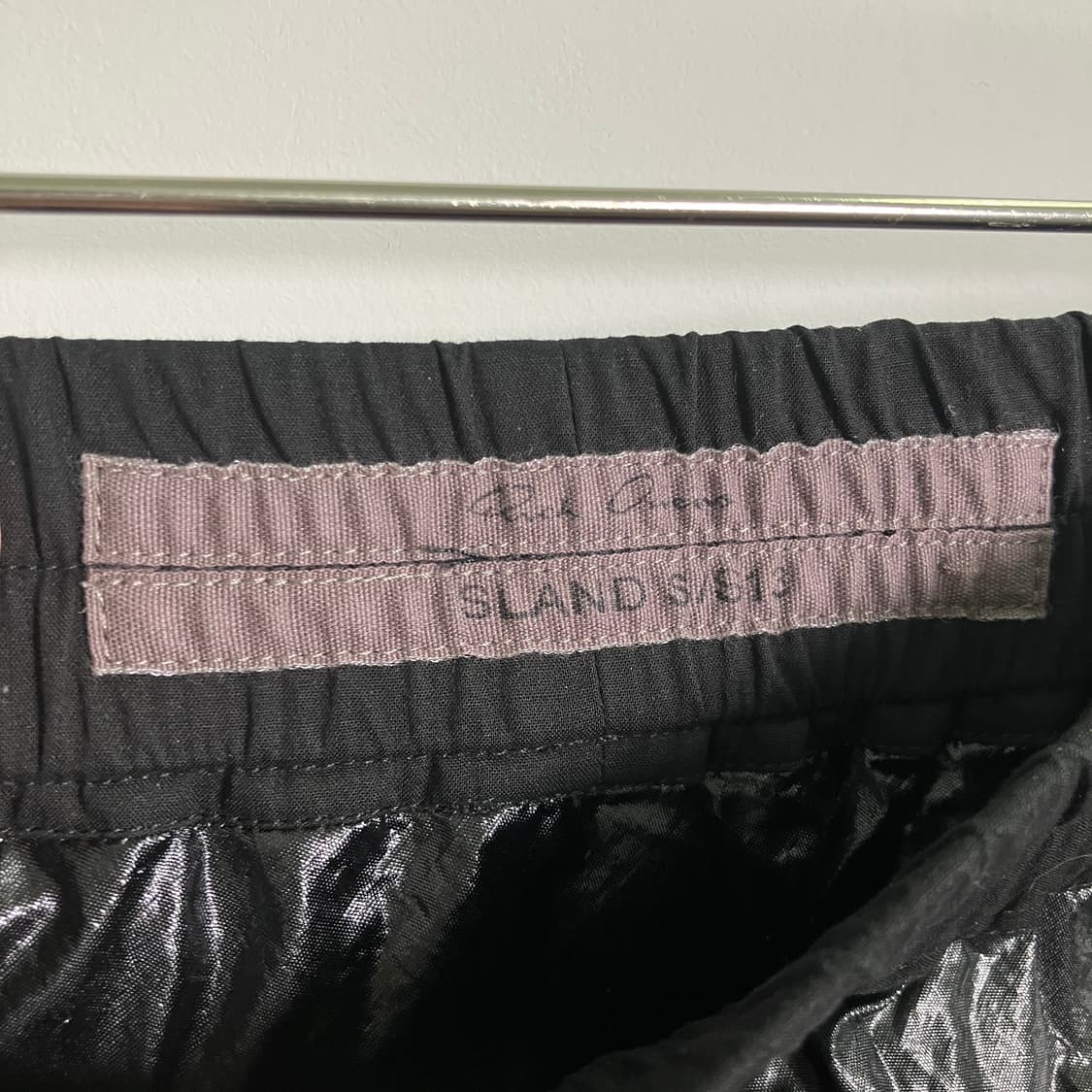 릭오웬스 13ss 아일랜드 컬렉션 드롭 크로치 나일론 팬츠 40 상품이미지3