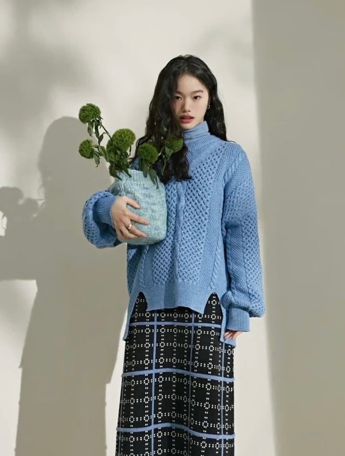 쿠오세 케이블 절개 니트 상품이미지1