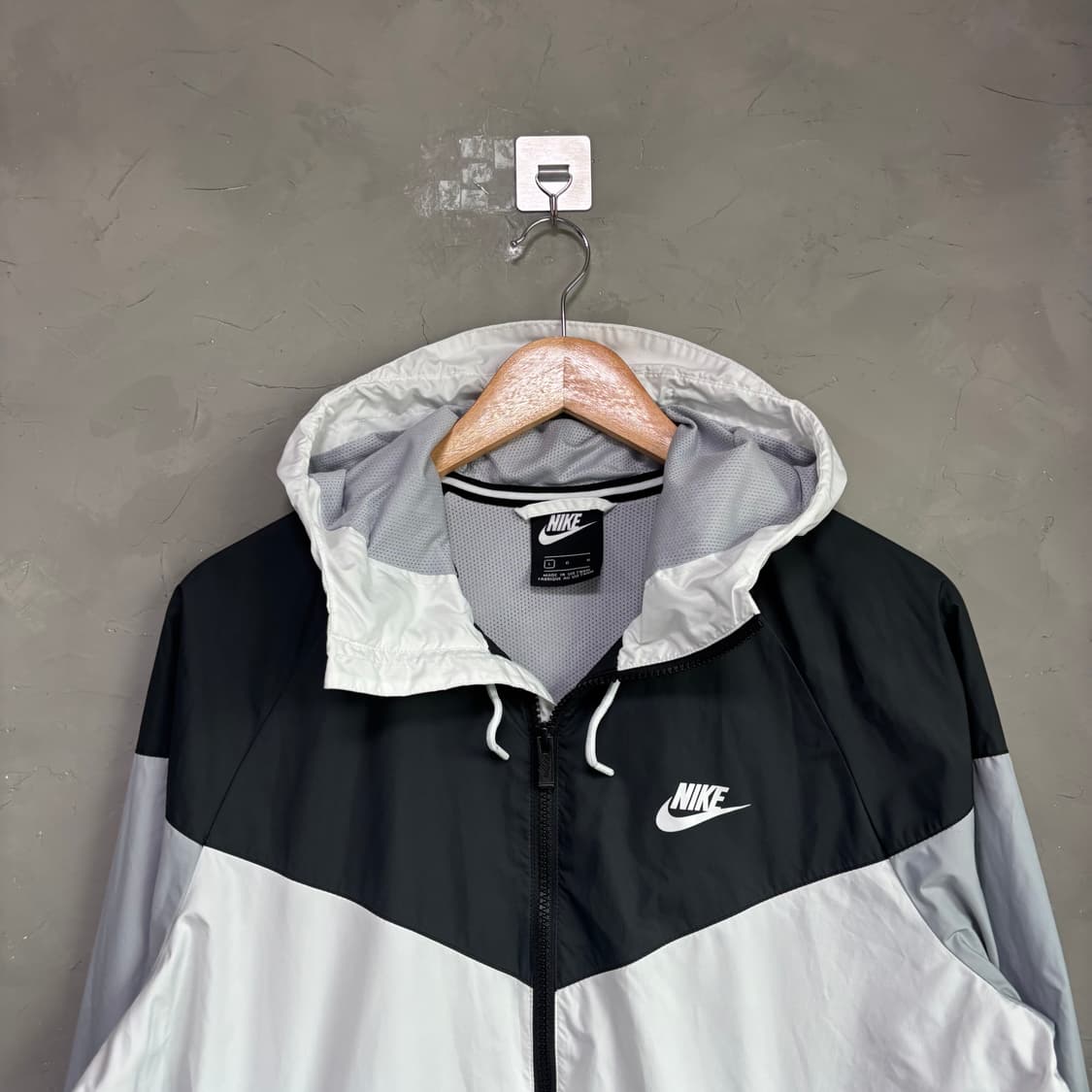 나이키 윈드러너 바람막이 흰검 그레이  상품이미지2