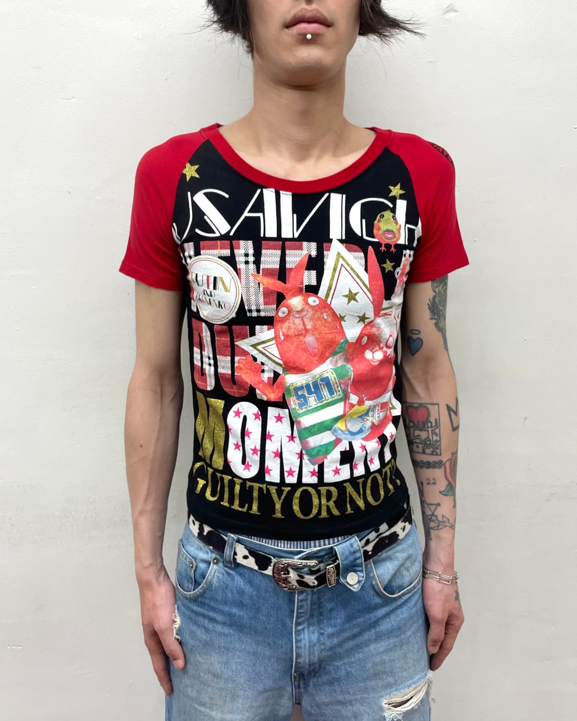 Retro Rabbit Checkered Star Red T-shirt 상품이미지3